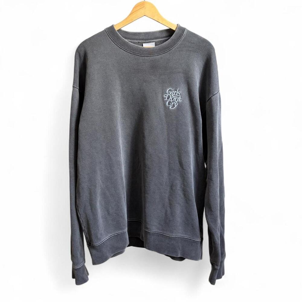 Girls Don’t Cry Stone Washed Sweatshirt Mens L GDC Logo Crewneck